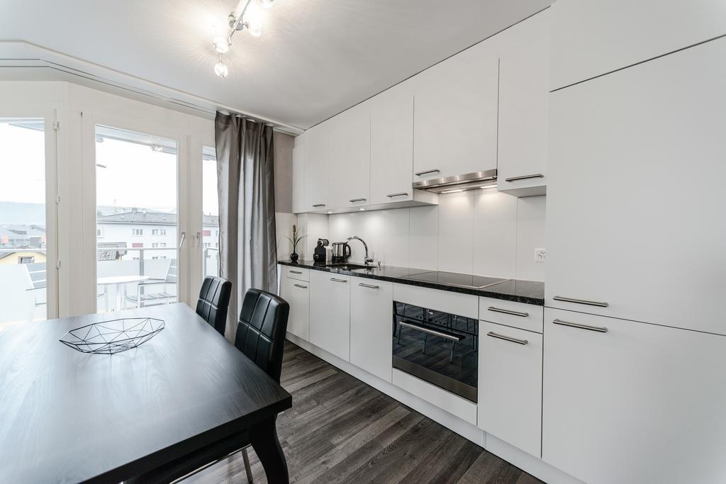 Reloc Serviced Apartments Zurich-Oerlikon Oda fotoğraf
